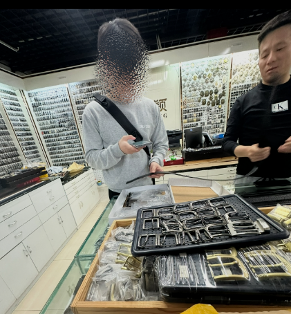 이우시장 방문 투어 참가자들과 함께한 현장 사진